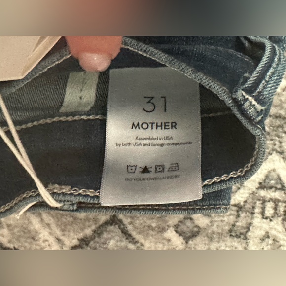 NWT MOTHER Denim The Hustler Roller Heel in wash High Fidelity Size 30 - Picture 4 of 5